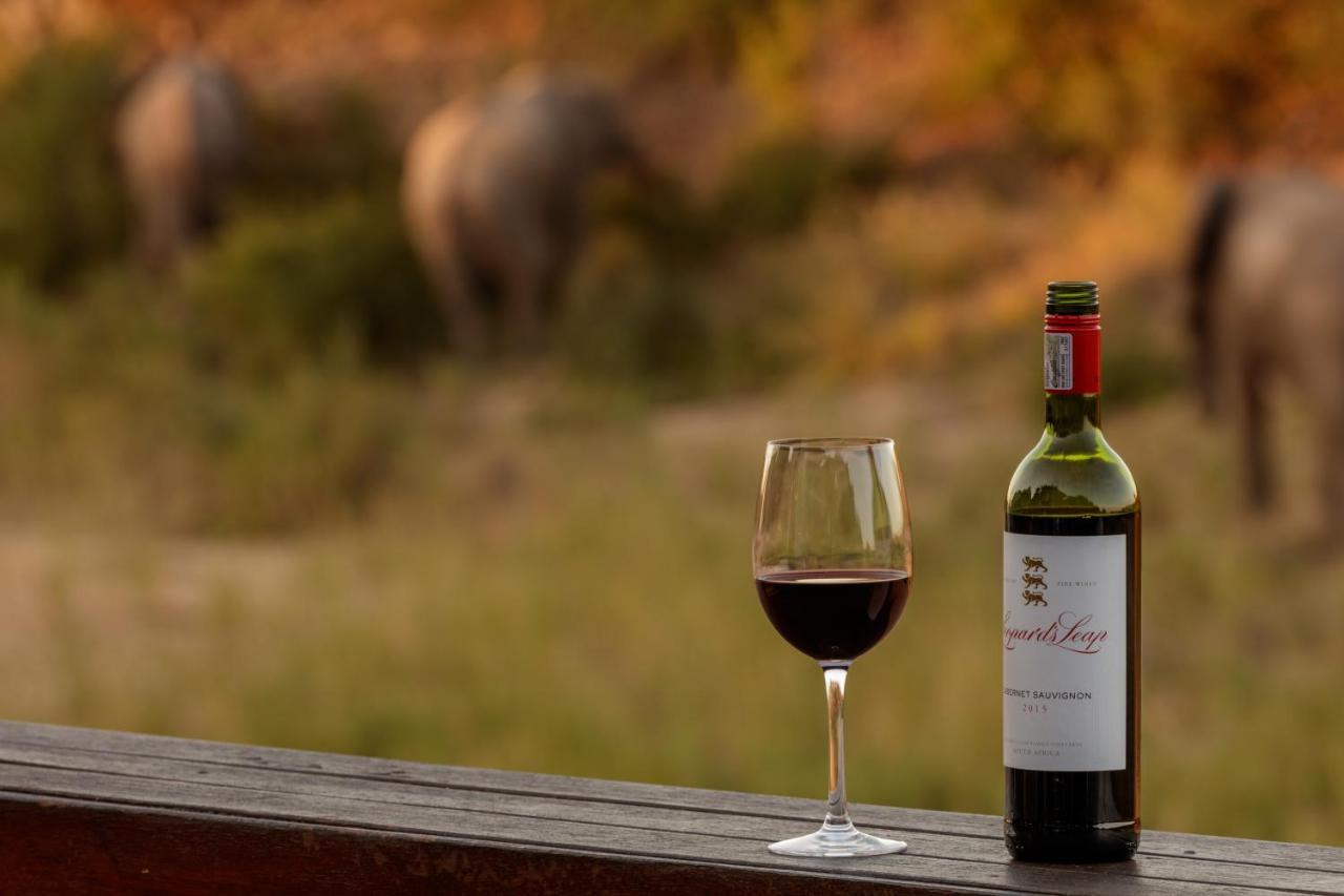 Jock Safari Lodge Скукуза Екстериор снимка